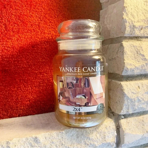 Yankee Candle 2x4 Scent Retired Rare 22 Oz Jar - Picture 1 of 6